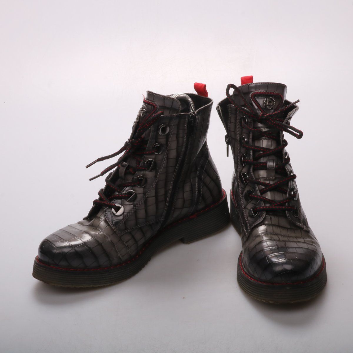 ботинки Bugatti