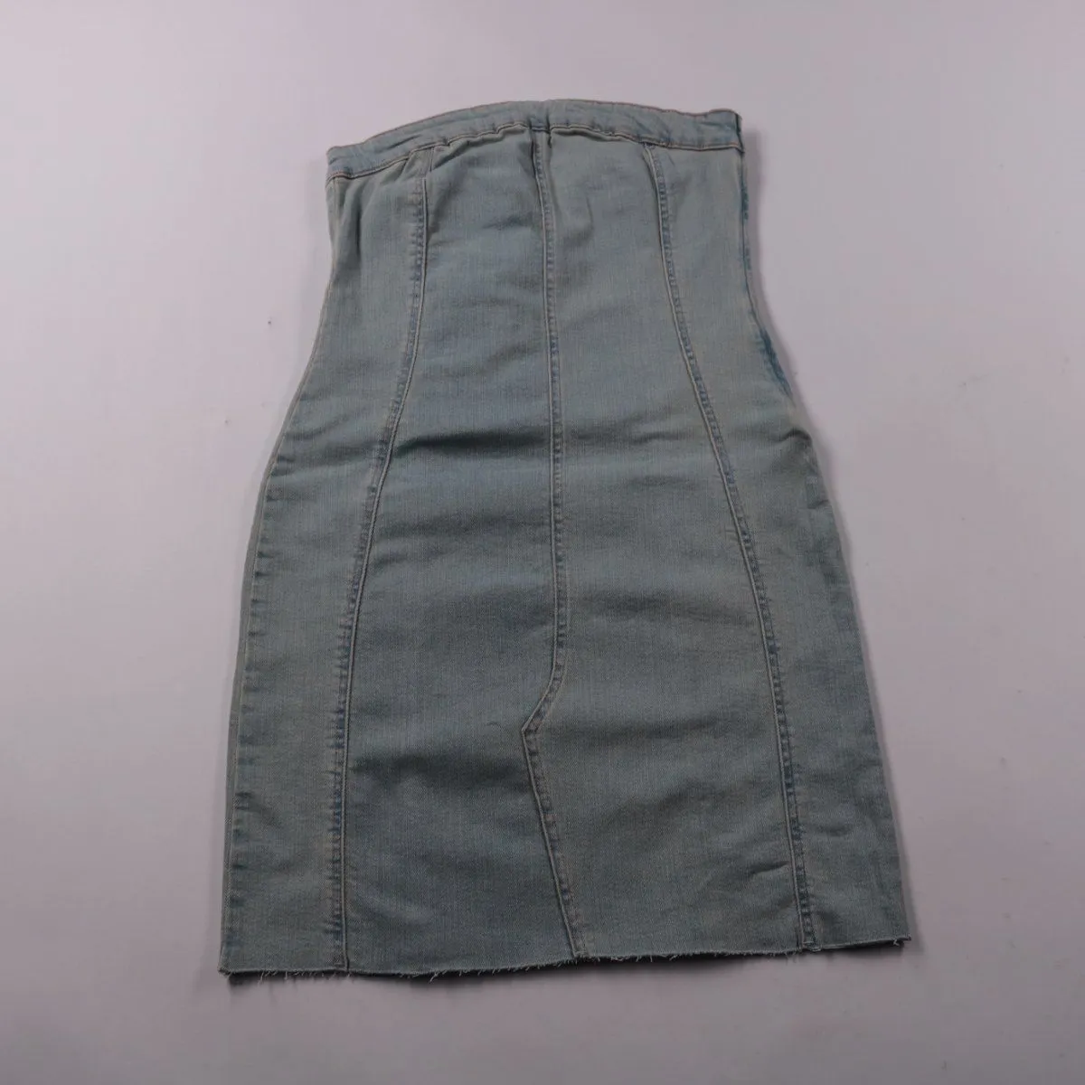 платье Gina Tricot