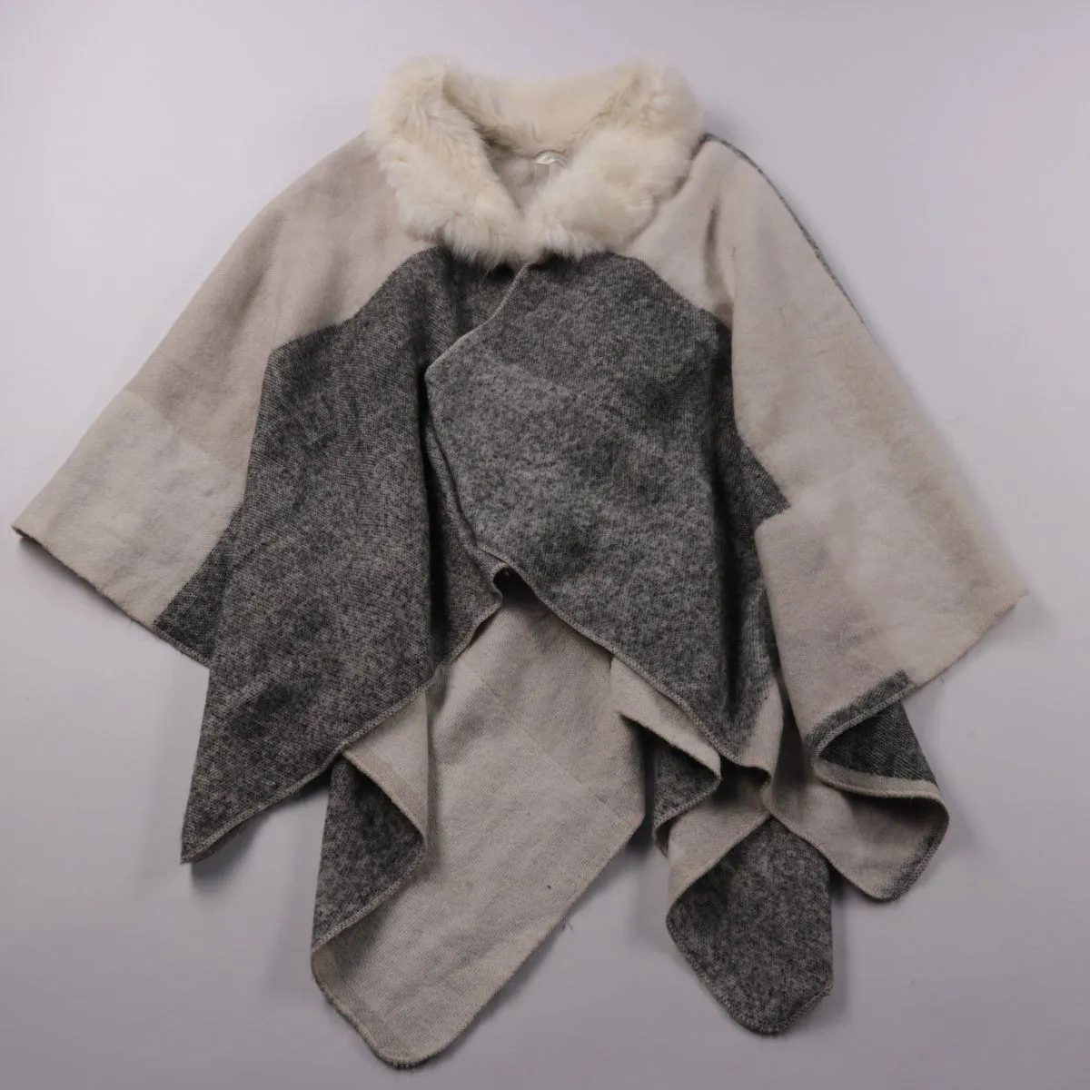 пончо Selfridge