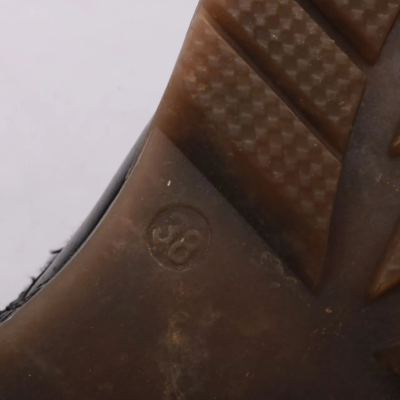 ботинки не указано