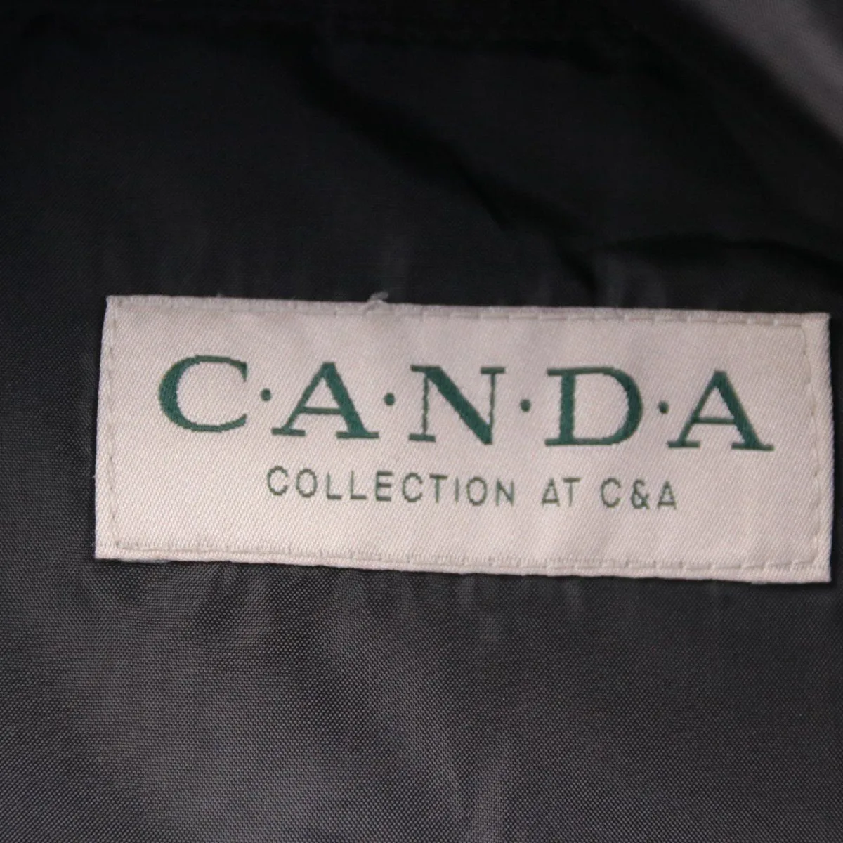 костюм Canda