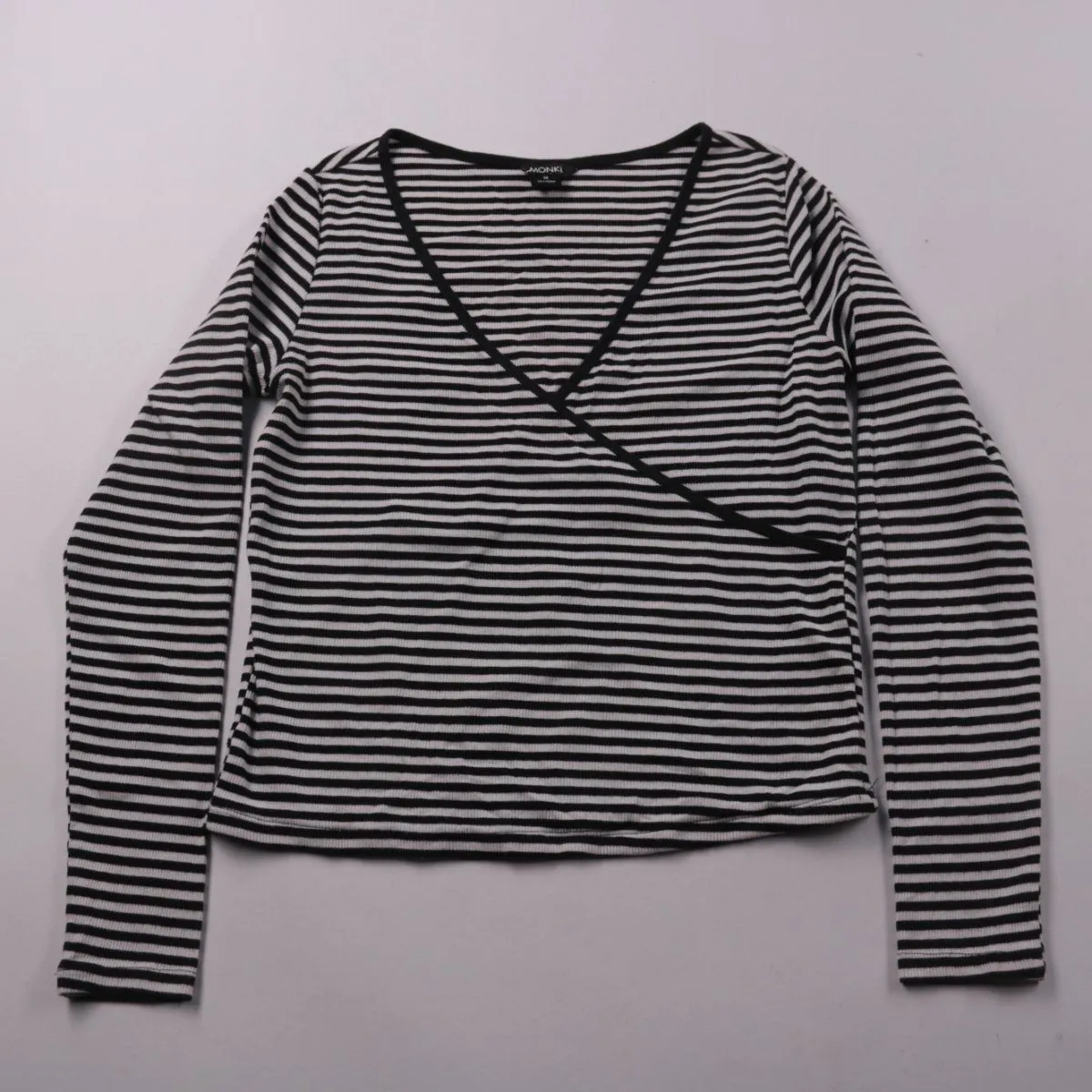 лонгслив Monki